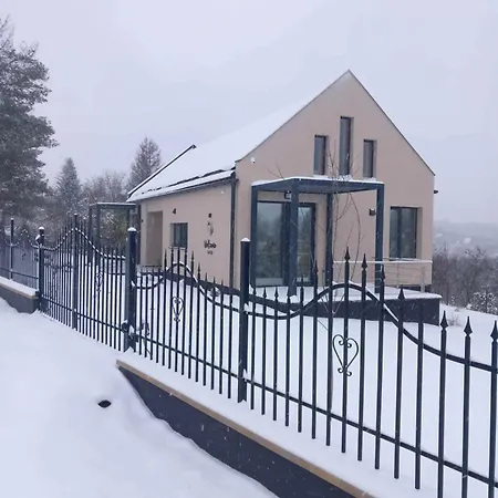 ヴィラ Welcome House エゲル