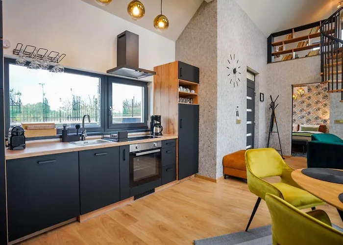 Welcome House * 에게르